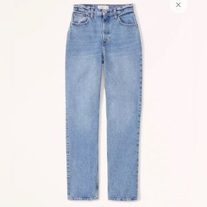Curve Love Ultra High Rise 90s Straight Jean